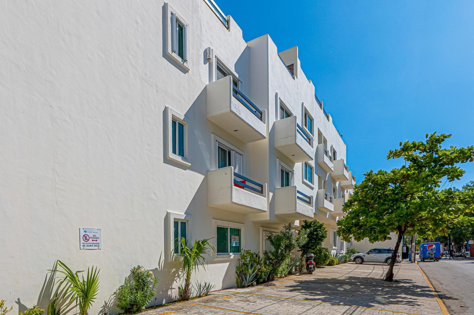 Beachside Haven At Playa Kaan Apartamento