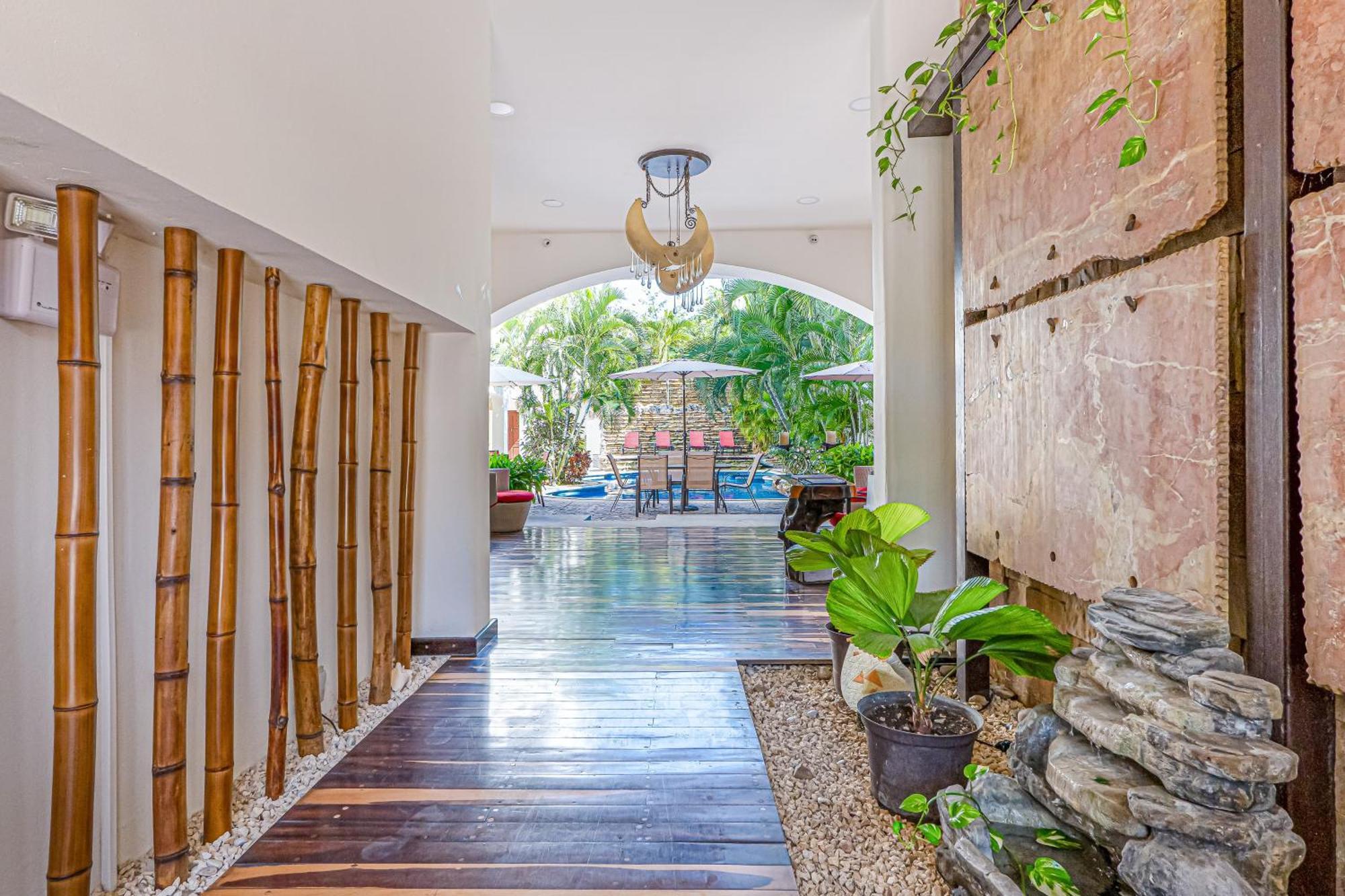 Beachside Haven At Playa Kaan Apartamento